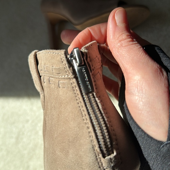 Vince Camuto Tan Women's Heeled Booties - Picture 2 of 10